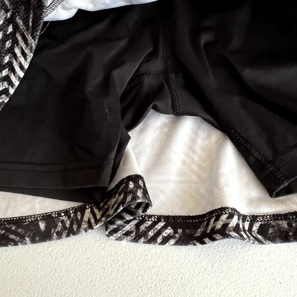 Made for Life Skort Skirt Women Small Black White Geometric Ruffle Golf Tennis - Picture 8 of 8